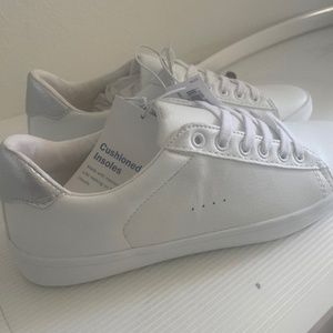 Nwt Old Navy size 7